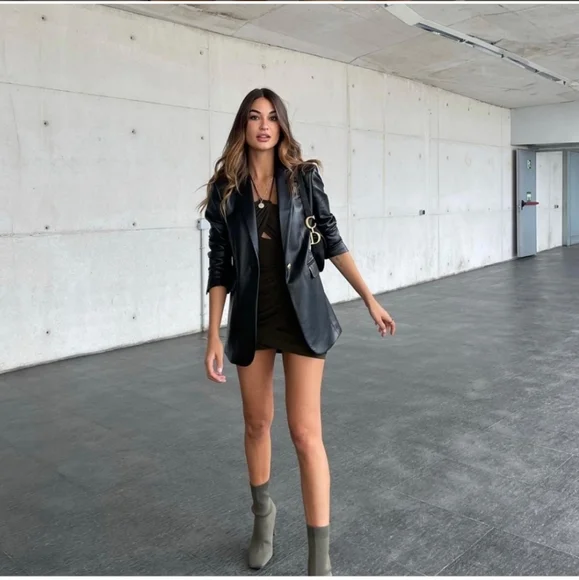 Zara Faux Leather Black Blazer - Picture 13 of 16